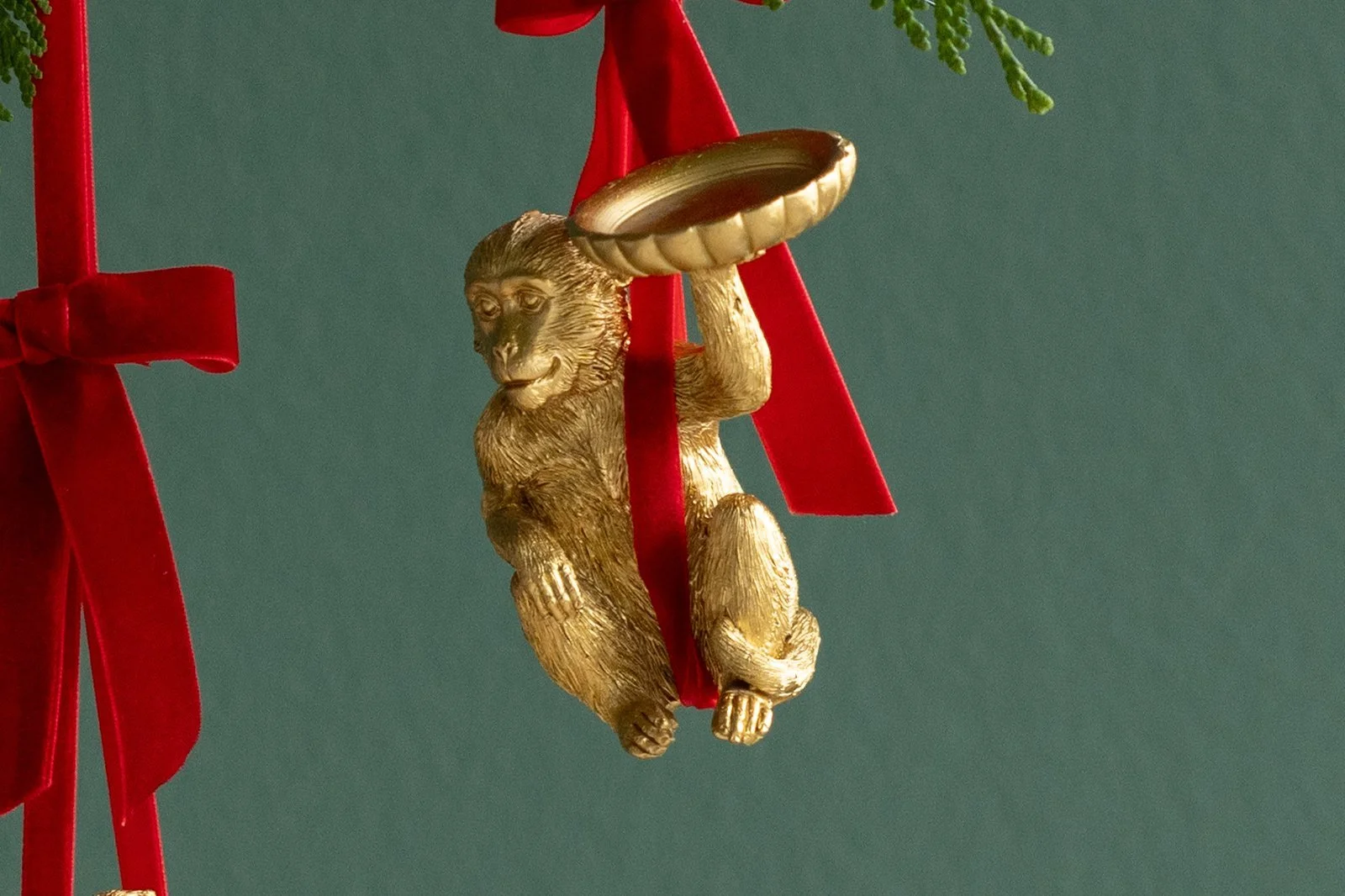 Ape telysholder