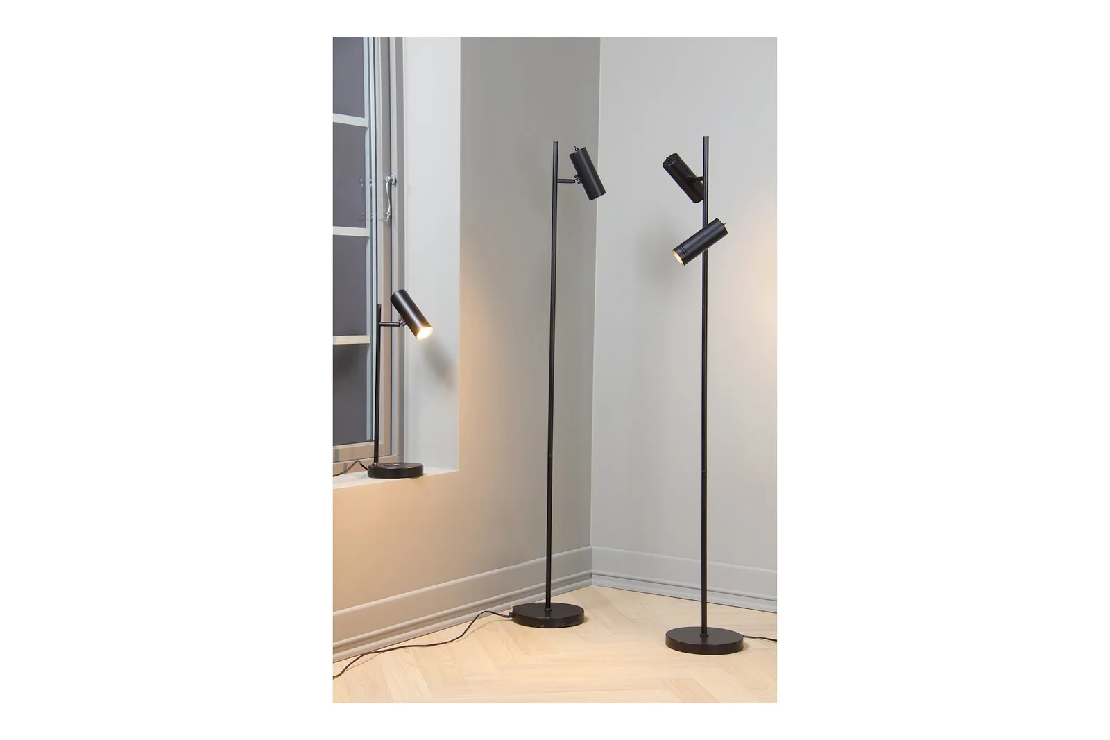Tube gulvlampe