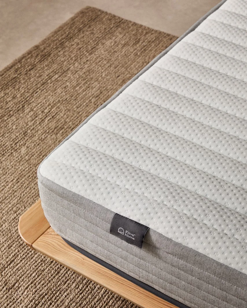 Juno vendbar madrass 150x190 cm
