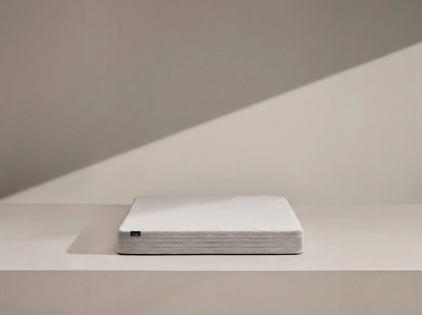 Juno vendbar madrass 150x190 cm